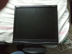 Topview. 17", ���������� �� (LCD, LED, QLED) ����