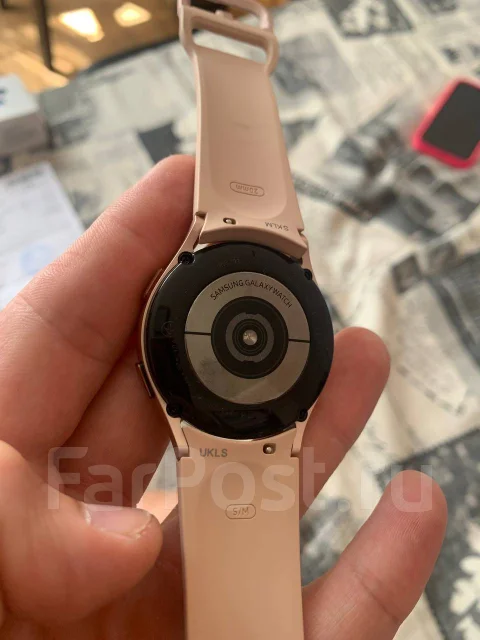 Samsung Galaxy Watch4 ����