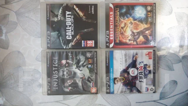 Sony PlayStation 3 Slim ����