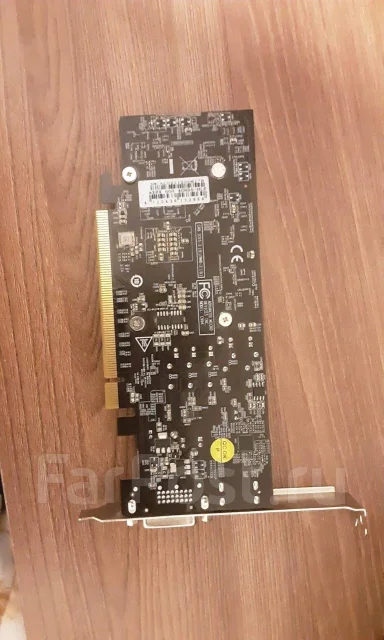 Radeon RX 550 ����