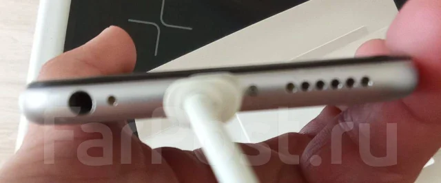 Apple iPhone 6s. �/�, 64 ��, �����������, 3G, 4G LTE ����
