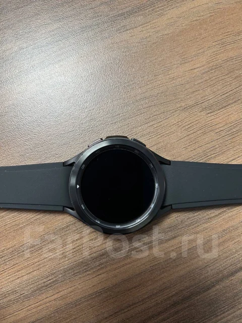 Samsung Galaxy Watch4. GPS, NFC ����
