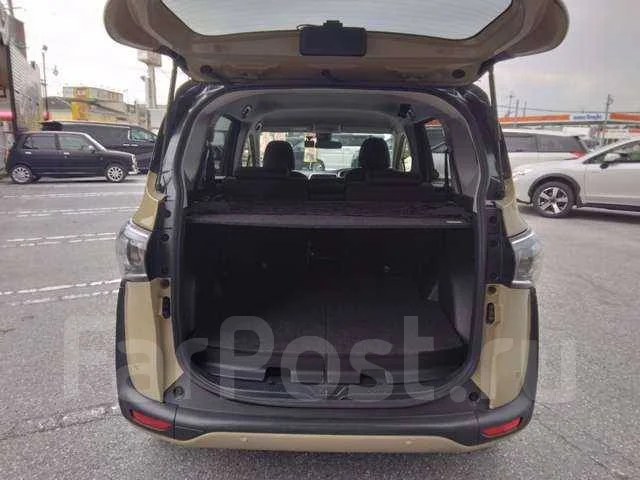 Toyota Sienta. ��������, ��������, 1.5 (109��.�.), ������, �/�. ��� ����� �� ������������ ����