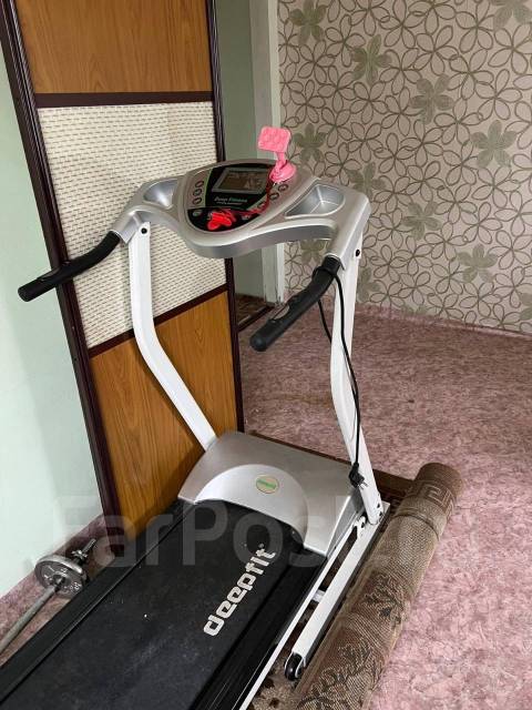Беговая дорожка, б/у, в наличии. Цена: 15 000₽ в Уссурийске