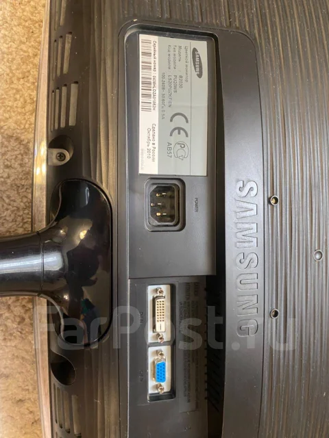 Samsung. 20", ���������� �� (LCD, LED, QLED) ����