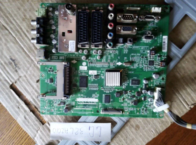 LG RT-42PX5RZB. LED ����