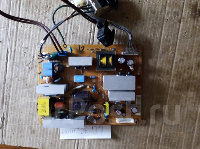 LG RT-42PX5RZB. LED ����