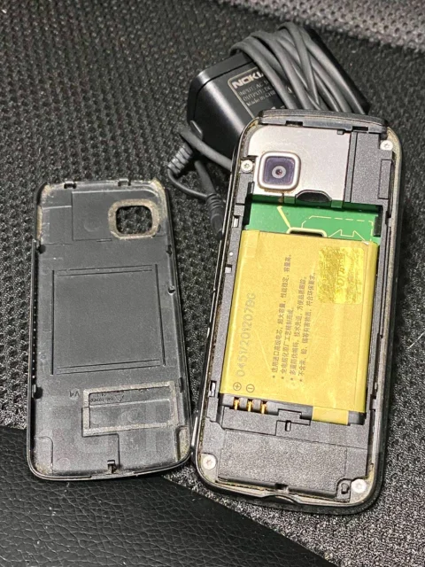 Nokia 5230. �/�, �� 8 �� ����