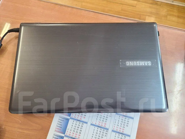 Samsung 355V5C. 1,9����, ��� 8 ��, ���� 500���, WiFi: 1, Bluetooth: 1 ����