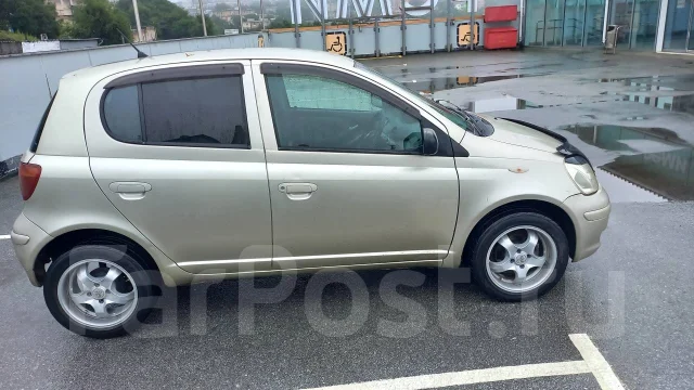 Toyota Vitz. �������, ��������, 1.0 (70��.�.), ������, 213 000����. �� ����