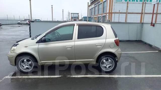 Toyota Vitz. �������, ��������, 1.0 (70��.�.), ������, 213 000����. �� ����