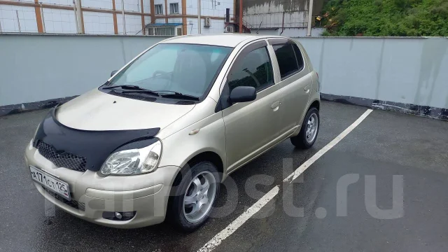 Toyota Vitz. �������, ��������, 1.0 (70��.�.), ������, 213 000����. �� ����