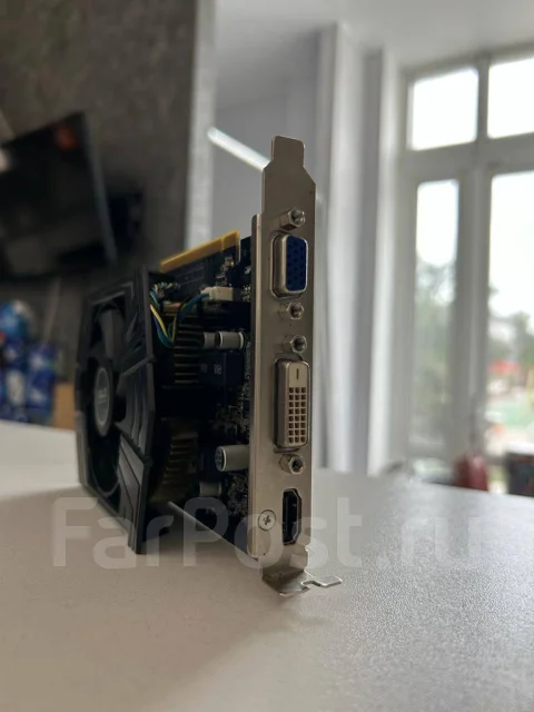 GeForce GT 740 ����