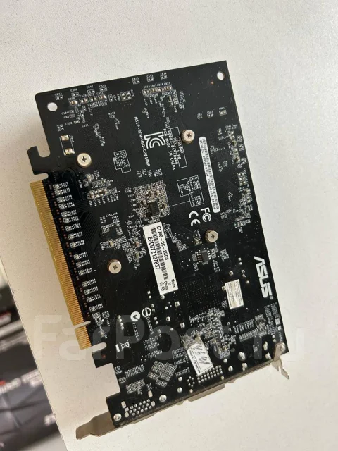 GeForce GT 740 ����