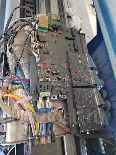 Продам запчасти для широкоформатного принтер, б/у, в наличии. Цена: 10 ...