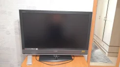Sony KDL-40W2000. LCD (��) ����