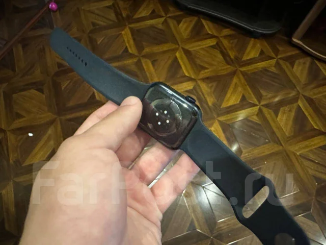 Apple Watch Series 8 ����