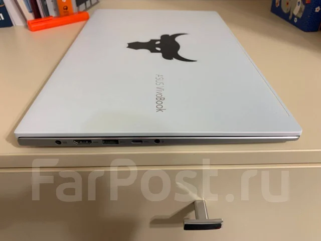 Asus VivoBook S. 15.6", 2����, ��� 16 ��, ���� 512���, WiFi: 1, Bluetooth: 1, ����������� �� 12��. ����