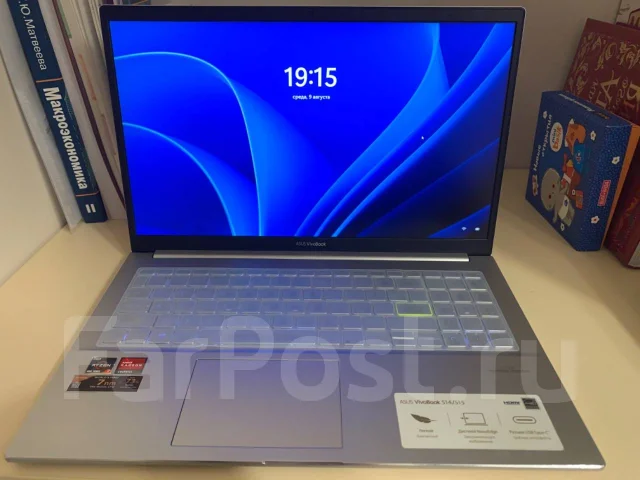 Asus VivoBook S. 15.6", 2����, ��� 16 ��, ���� 512���, WiFi: 1, Bluetooth: 1, ����������� �� 12��. ����