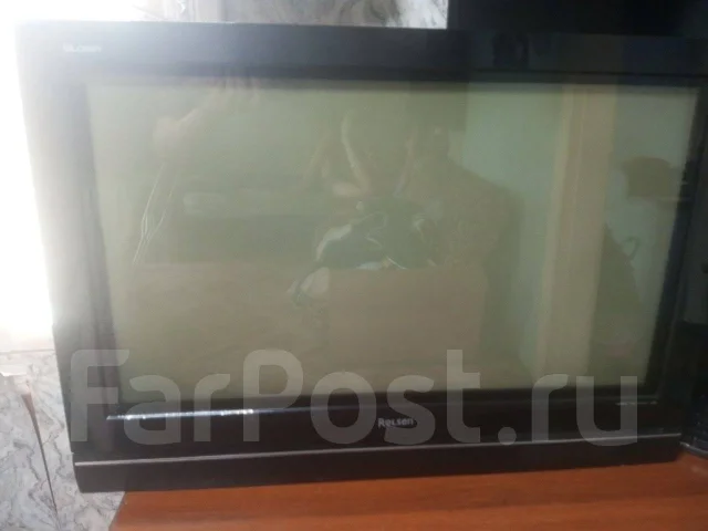 Rolsen. LCD (��) ����