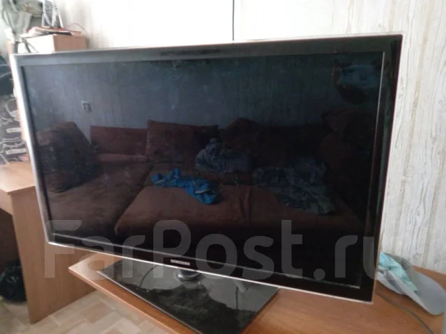 Samsung UE40D5500. LED ����