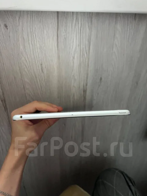 Apple iPad Air. ������ 16 �� ����