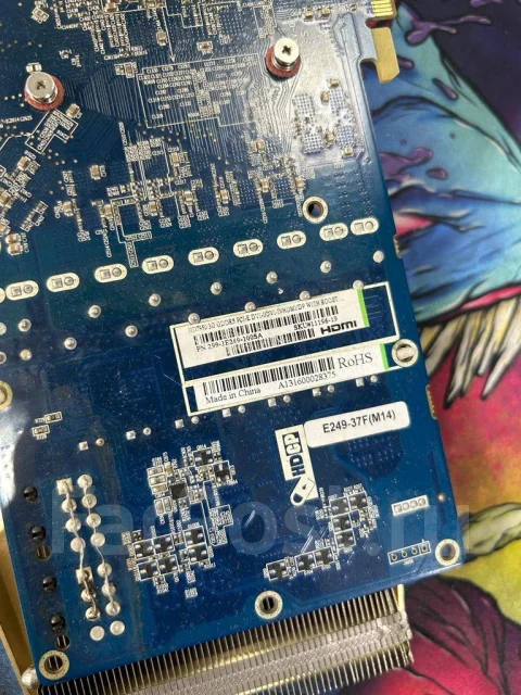 Radeon HD 7950 ����