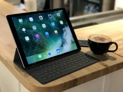 Apple iPad Pro 12.9 2017. 12.9 ������, ������ 256 �� ����