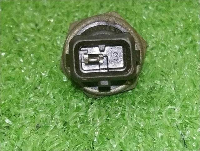 Датчик давления масла ДВС Land Rover Freelander 2005 NUC100280L L314 ...