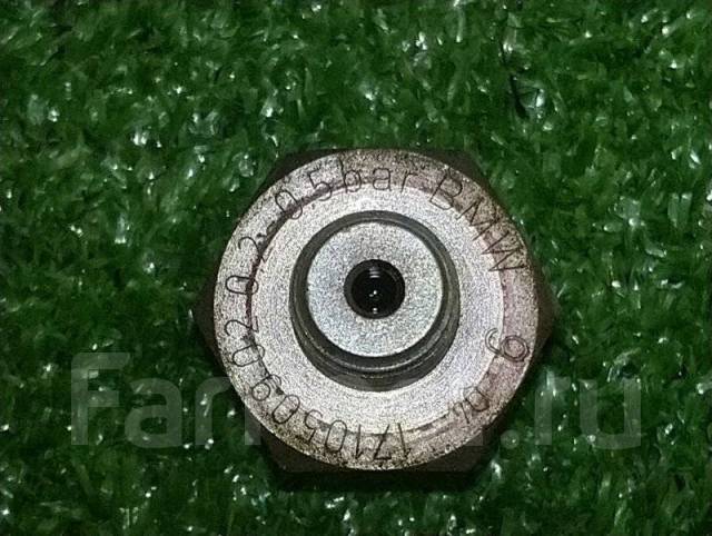 Датчик давления масла ДВС Land Rover Freelander 2005 NUC100280L L314 ...