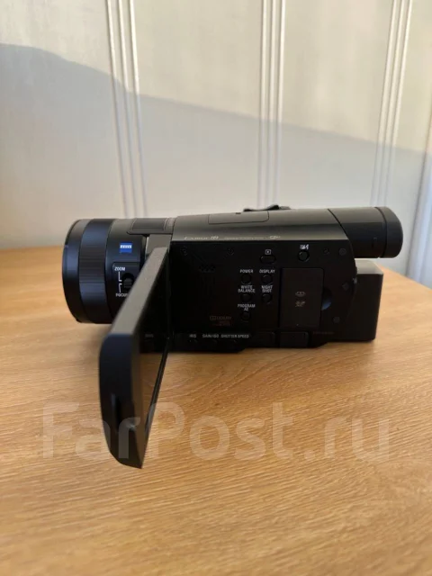 Sony FDR-AX100E ����