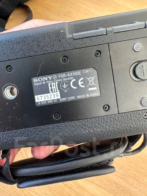 Sony FDR-AX100E ����
