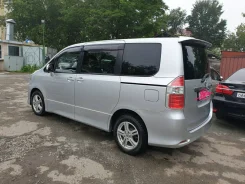 Toyota Noah. �������, 4wd, 2.0 (140��.�.), ������, 185����. �� ����