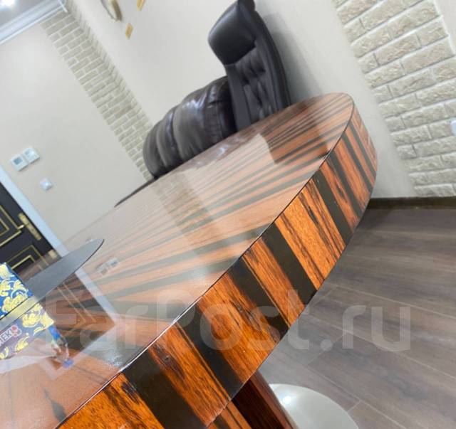 Реставрация сколов и царапин на деревянной мебели во Владивостоке