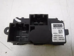 �������� ����� Ford Focus III 2011- 1888653 ����