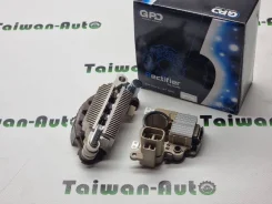 ������� ���� MMC 4M40 (12V) ME701346 ME701346 ����