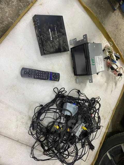 Panasonic CN-HDS625D ����