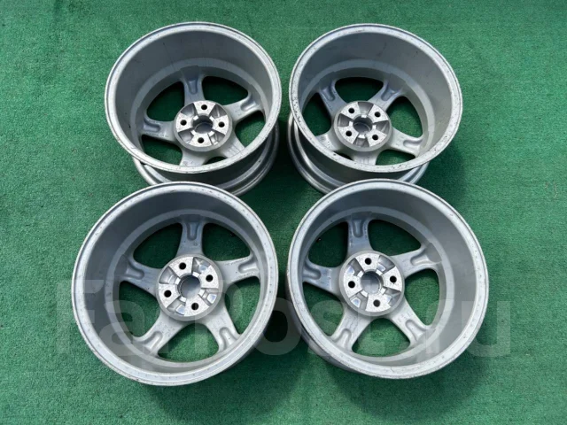 Radius. 7.0x15", 4x100, ET38, �� 54,1���. ����