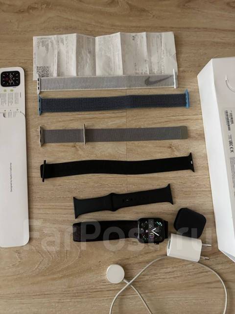 Apple Watch Series 5. GPS ����