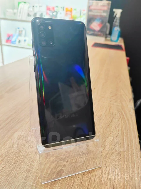 Samsung Galaxy A31. �/�, 64 ��, ������, 4G LTE, Dual-SIM, NFC ����