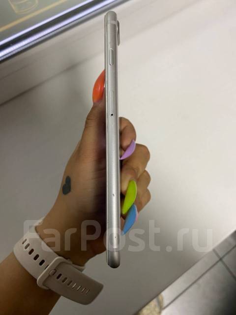 Продается айфон 8+, Apple iPhone 8 Plus, 64 гб, 5.50", белый, 4G LTE, б ...