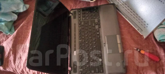 Toshiba. WiFi: 1, Bluetooth: 1 ����
