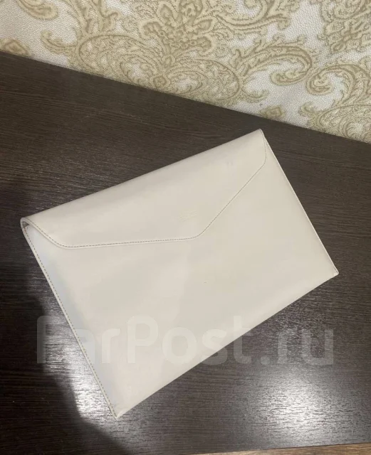 Asus ZenBook. 14.5", ��� 8 ��, ���� 500���, WiFi: 1, Bluetooth: 1, ����������� �� 10��. ����