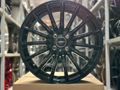 Vossen VFS-2. 7.0x17", 4x100, ET33, �� 73,1���. ����