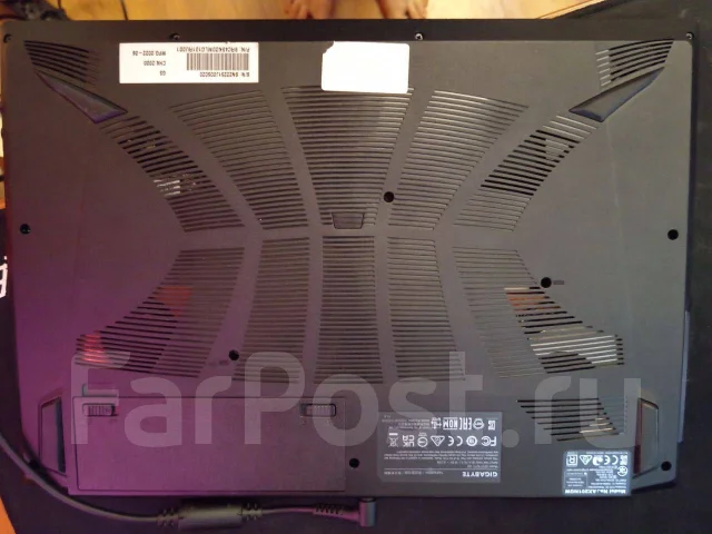 Gigabyte G5. 15.6", 144����, ��� 16 ��, ���� 476���, WiFi: 1, Bluetooth: 1, ����������� �� 6��. ����