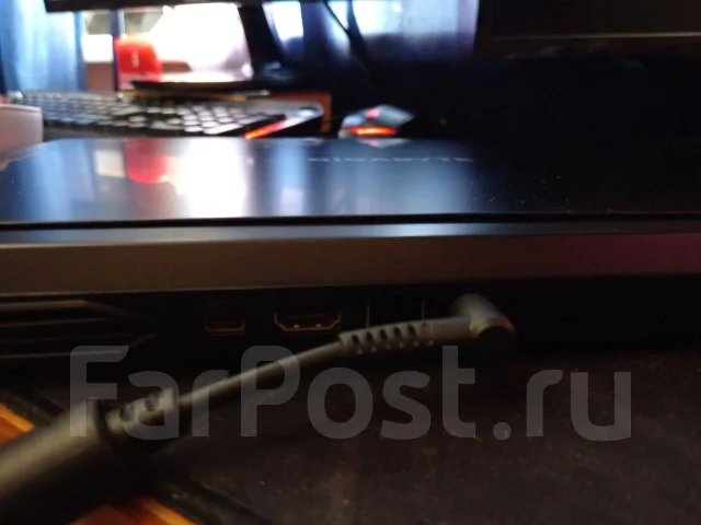 Gigabyte G5. 15.6", 144����, ��� 16 ��, ���� 476���, WiFi: 1, Bluetooth: 1, ����������� �� 6��. ����