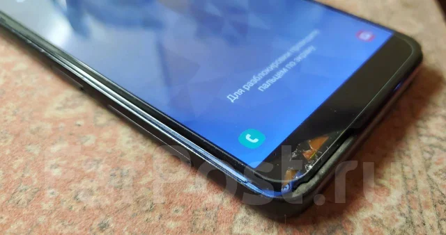Samsung Galaxy J8. �/�, 32 ��, ������, 4G LTE, Dual-SIM ����