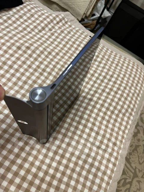 Lenovo. ������ 16 �� ����