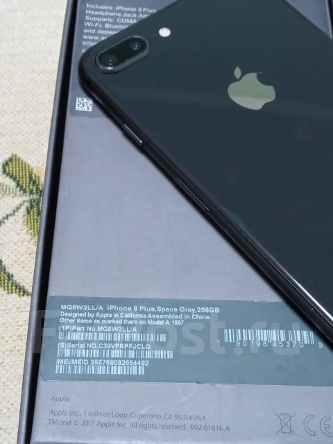 Apple iPhone 8 Plus. �/�, 256 ��, ������, 3G, 4G LTE, NFC ����