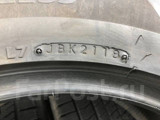 Bridgestone Blizzak VRX2, 245/50 R18, 18